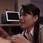 【三浦恵理子熟女動画】四十路のフェロモン溢れるFカップ美熟女が社内で男性社員を逆セクハラ！